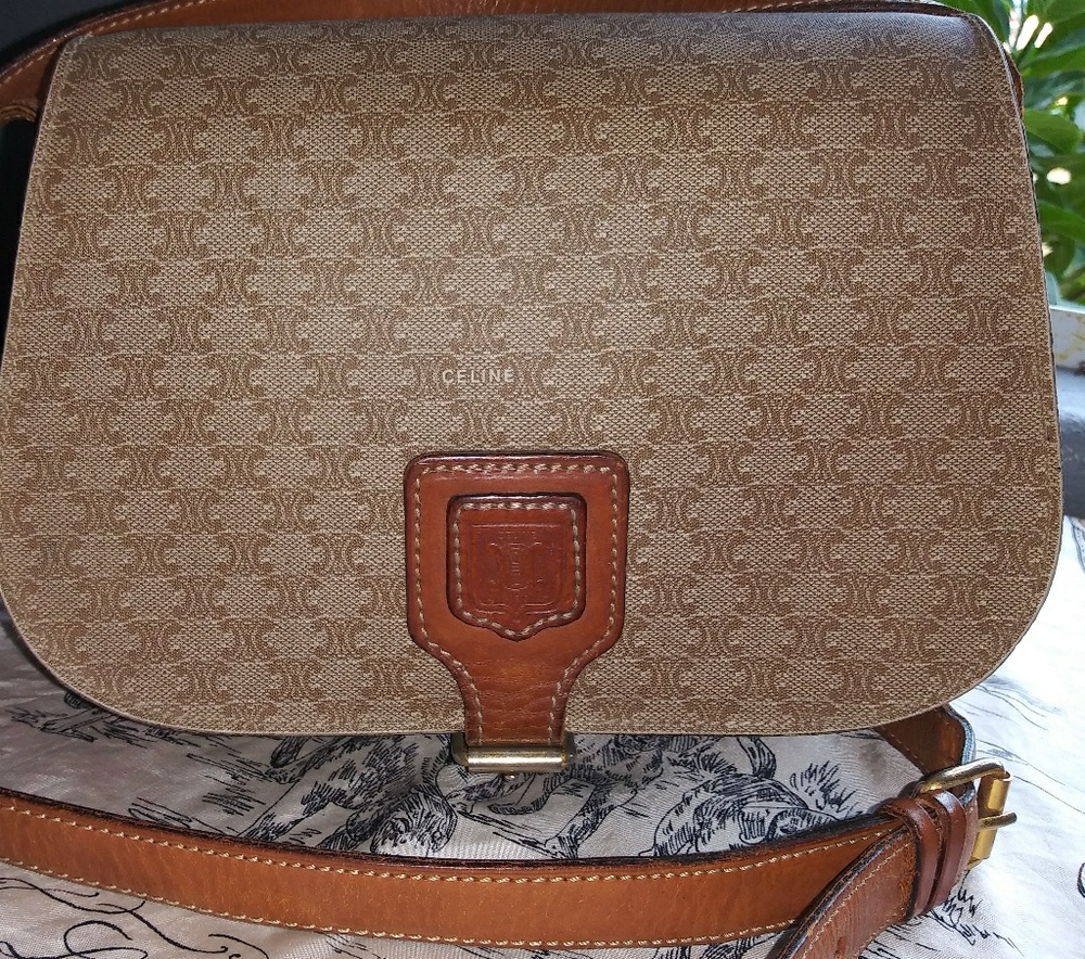 Selling a vintage Celine Crossbody bag